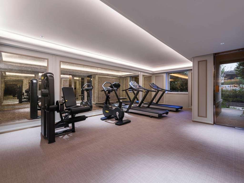 Mercure Jinqiao 4*